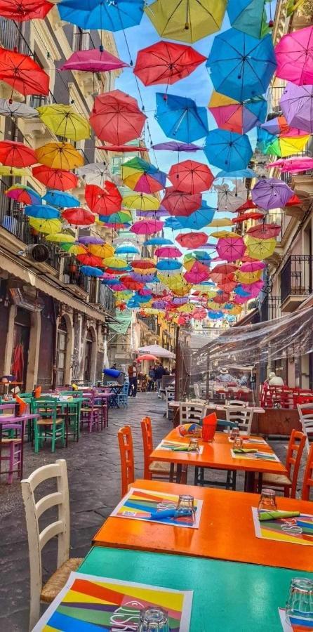Апартаменты Corte Capuana Катания Экстерьер фото