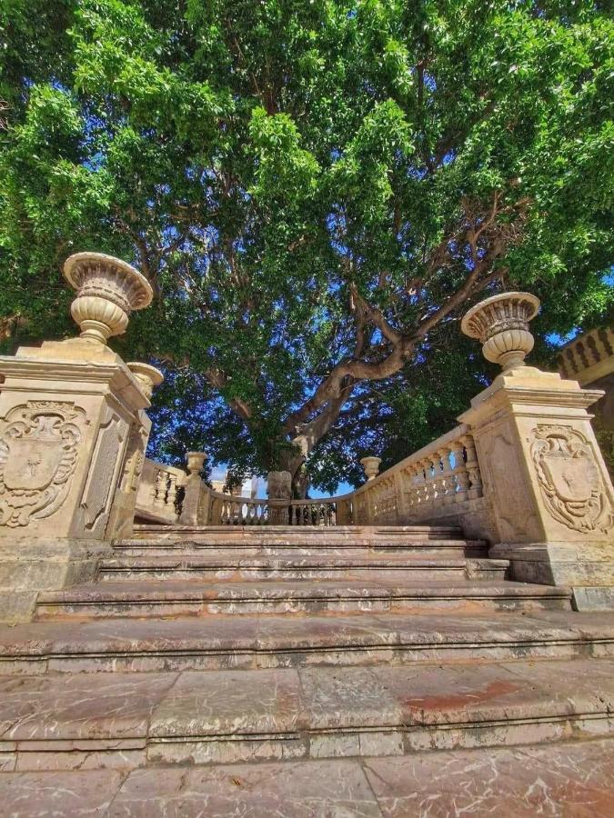Апартаменты Corte Capuana Катания Экстерьер фото